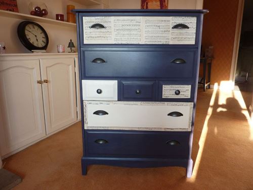 Picture of Vintage Stag 7 Drawer Chest