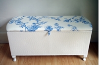 Picture of Vintage Lloyd Loom Ottoman - Blue Flowers Toile