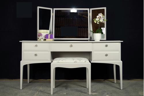 Picture of Stag Dressing Table with Stool in Pavilion Grey