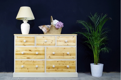 Picture of Large 7 drawer Pine Chest of Drawers